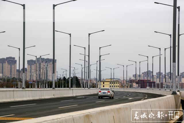 昆明老司机福利来了空港大道中段全线开放通行去此地将少20分钟