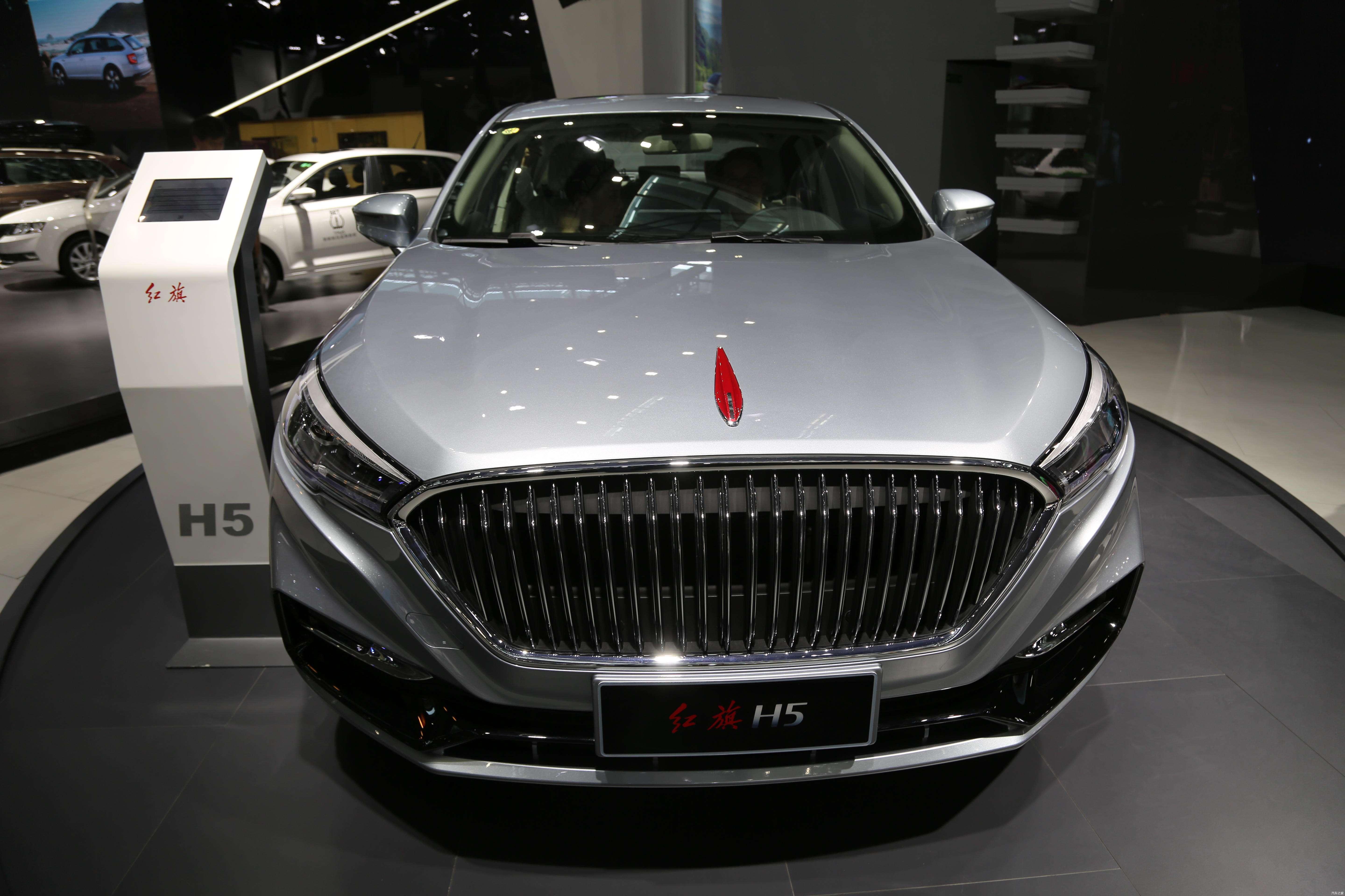 一汽红旗h5带有传奇色彩针对年轻消费者的中型车