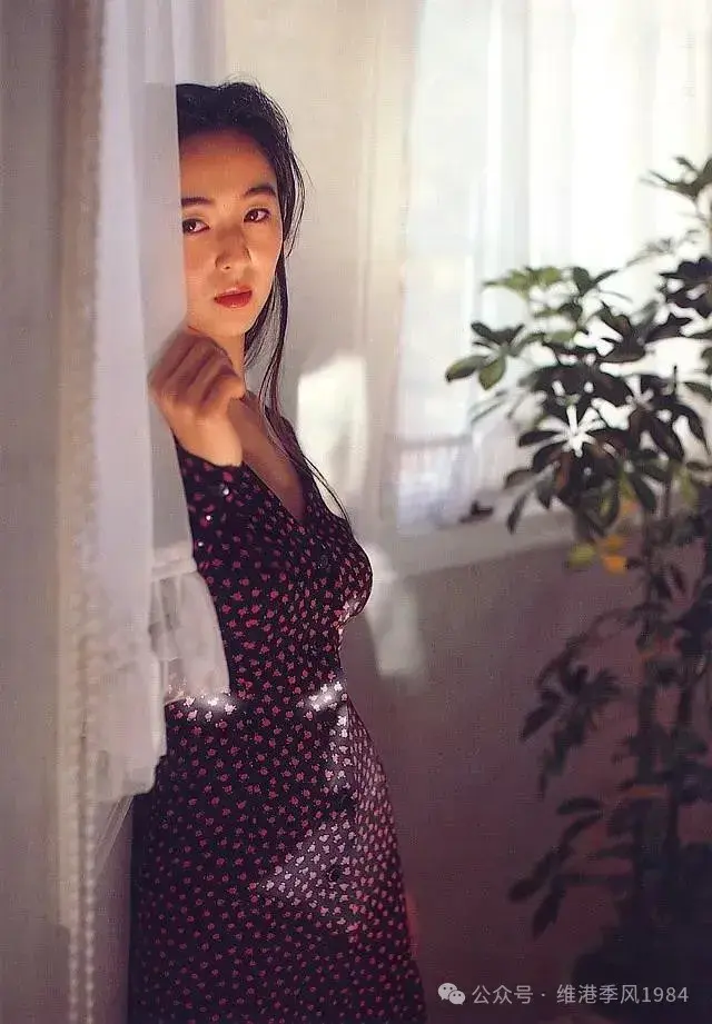 小松美幸的图片集合和几部电影 - 知乎