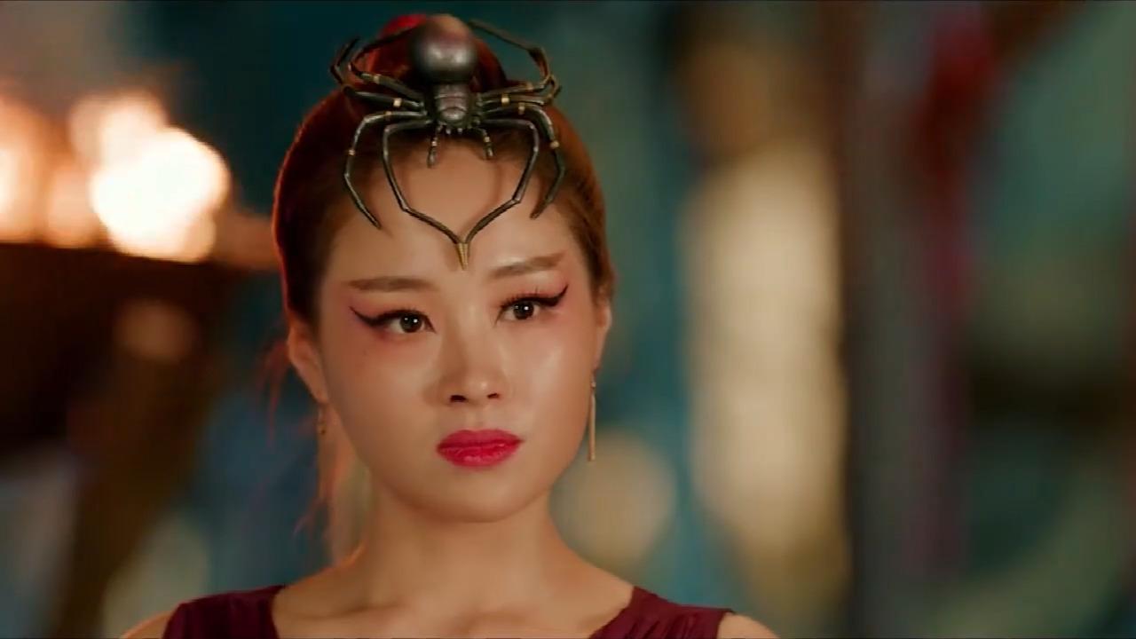 英叔师兄为了救儿子牺牲了好多村民的xing命