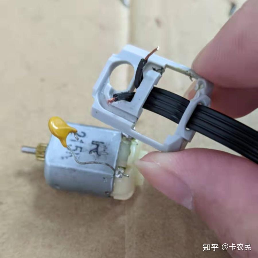电话机乐高螺丝(乐高电话机搭建图片)