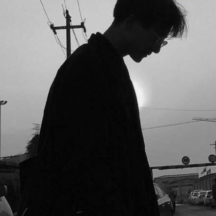 有没有好看的男生微信头像?