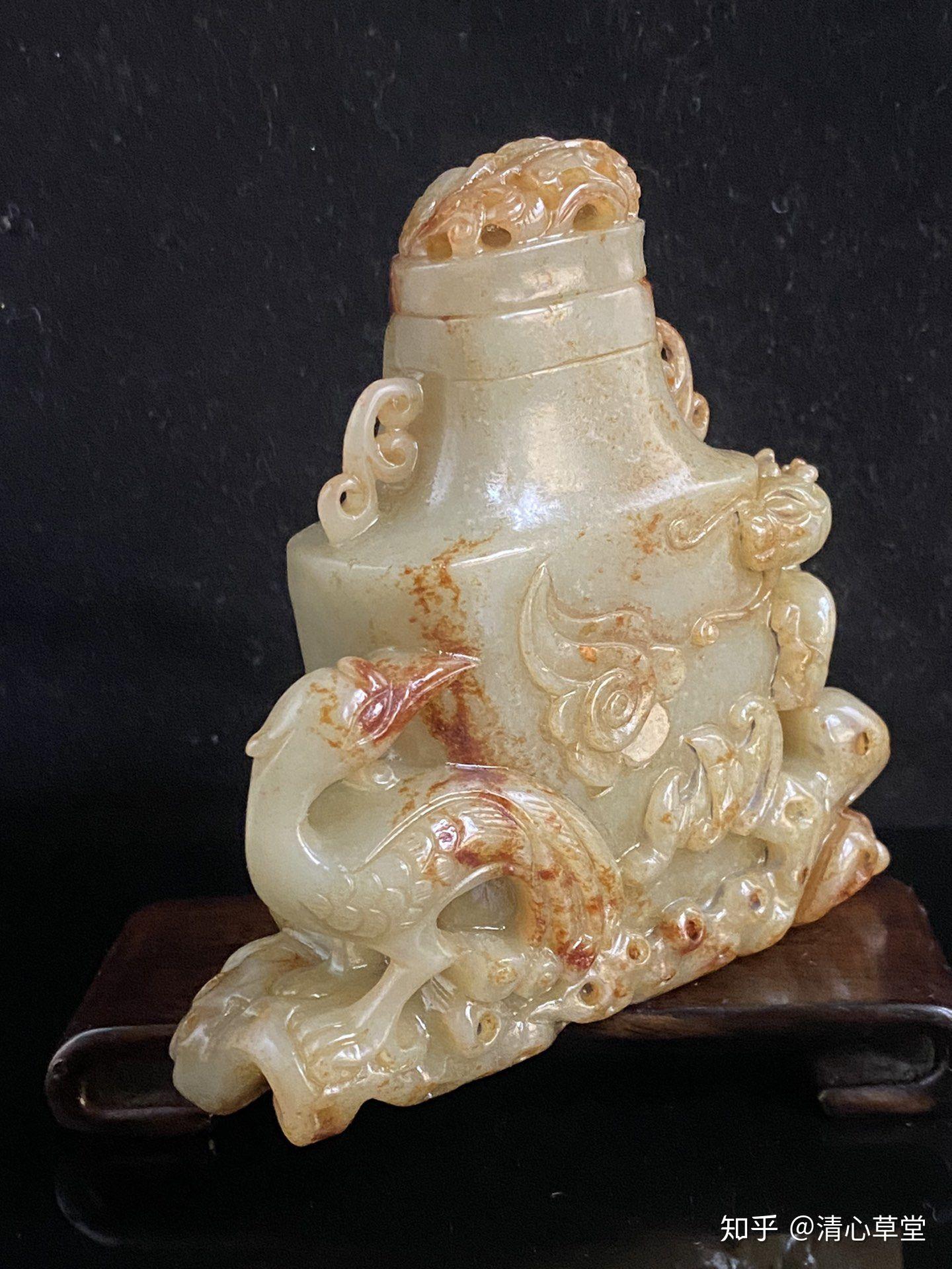 清代和田玉龙凤呈祥玉瓶摆件