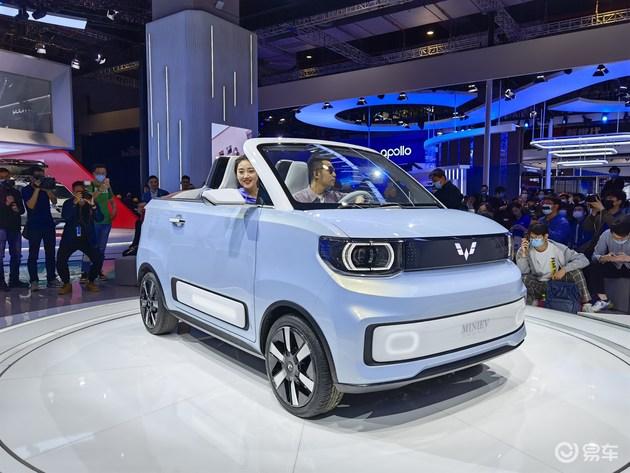 2021上海车展宏光miniev敞篷版亮相人民自己的敞篷车