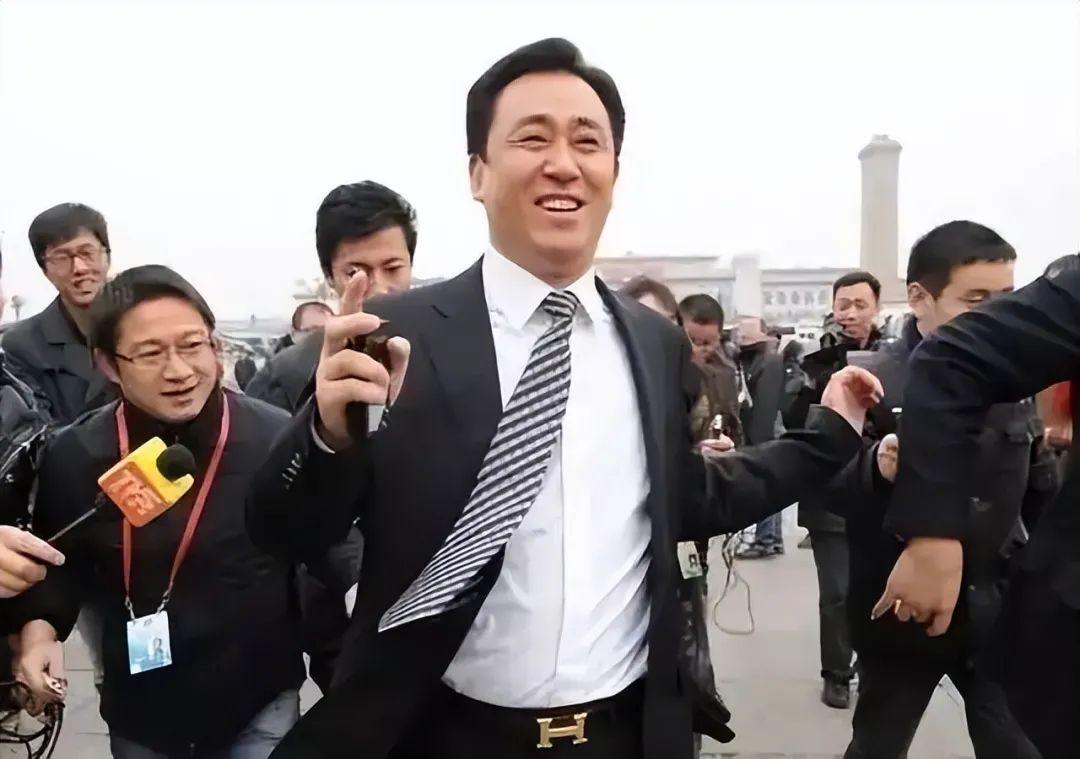 恒大最后的疯狂两年虚增营收5641亿元注水近60