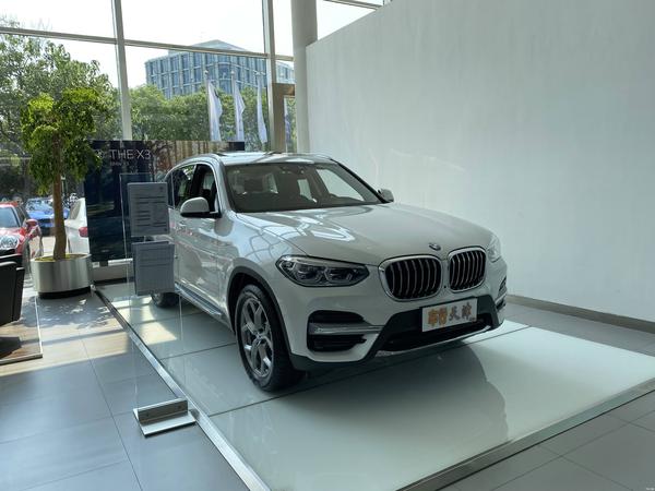 全方面了解宝马X3 25i、28i、30i三款车型的特点- 知乎