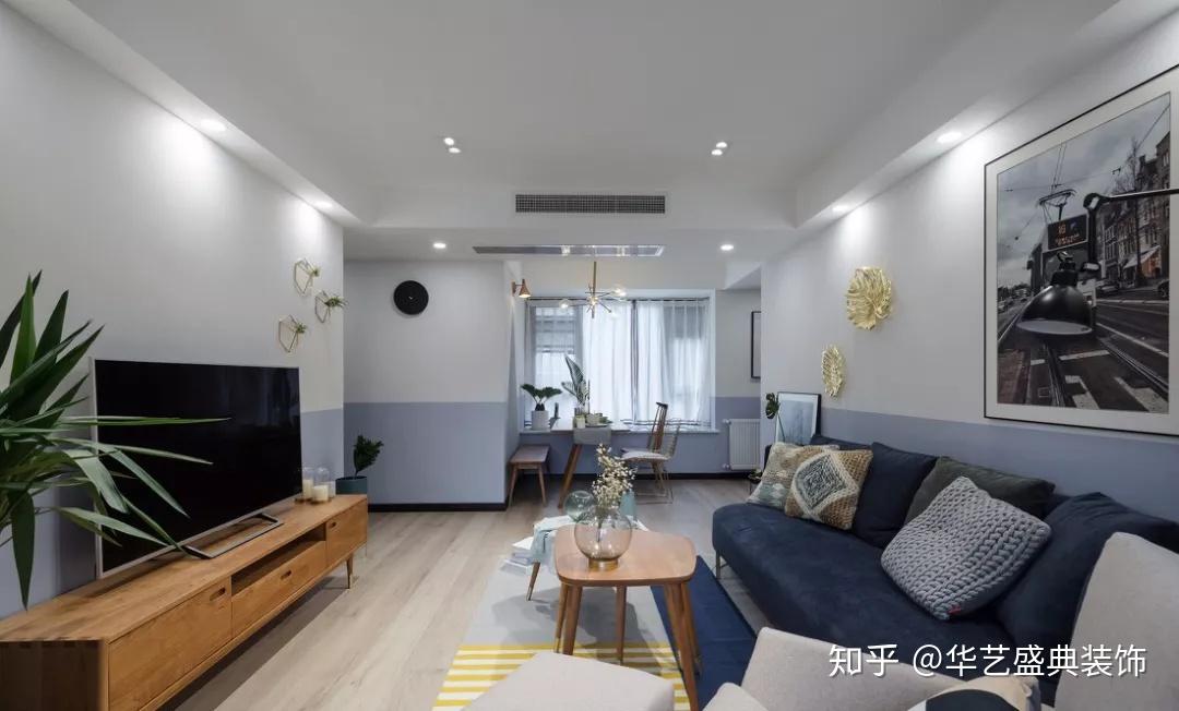 装饰画客厅高级感推荐 v2-4405b3e5316cd8fd42c462d083b0c443_r.jpg