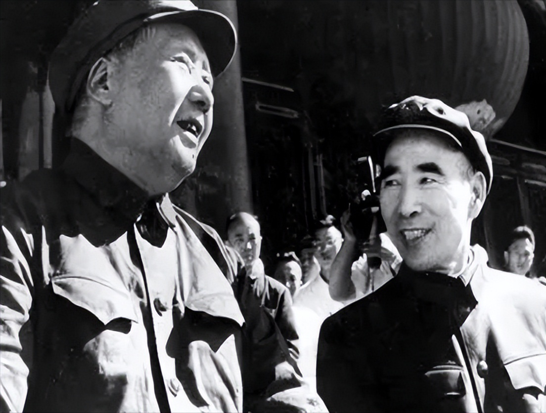 1971年林帅蒙古坠机,毛主席发出五连问,在座领导竟无一人敢应答 - 知乎