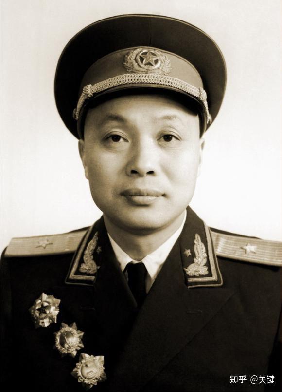 看战争年代的坚定信念与人性的光辉