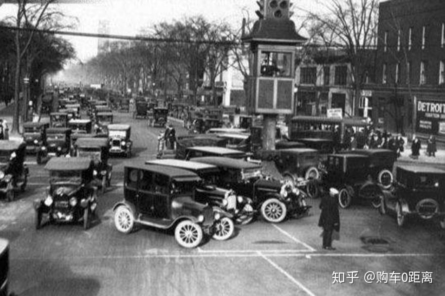 绿灯闪烁变黄灯过去算不算闯黄灯 v2-44988236aa5c780a699f301e49ee6ad3_r.jpg