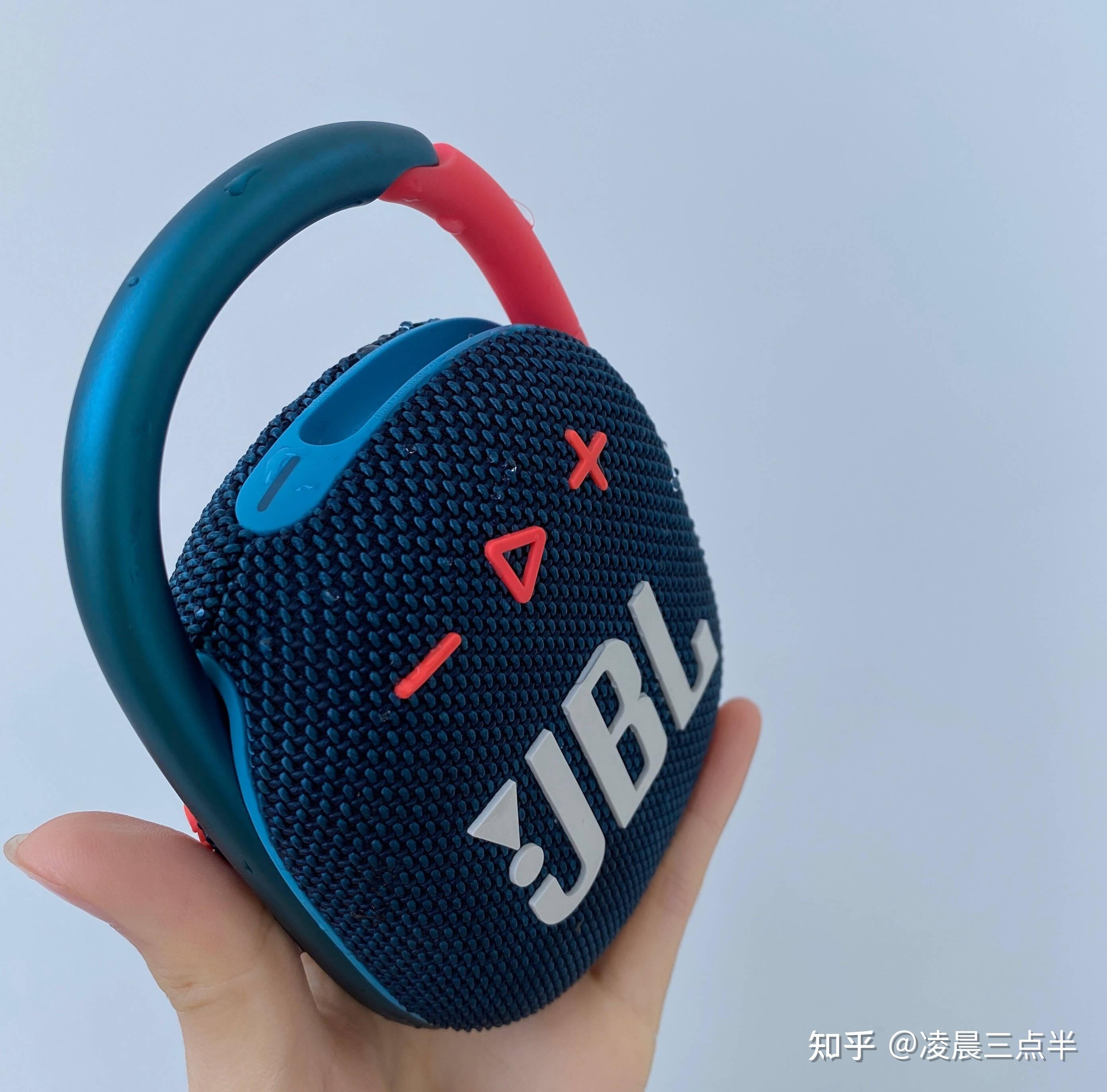 送礼物的不二选择,jbl clip4无线便携蓝牙音箱! - 知乎