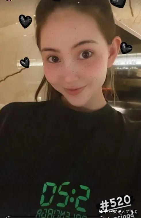 周杰伦妻子昆凌生三胎后首次晒自拍网友惊叹不会是代孕吧