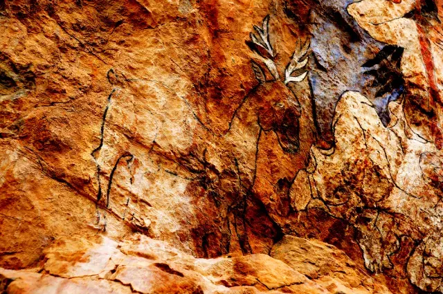 图源:杂多青年还有带着浓厚宗教色彩的法会,跳神,宗教舞蹈等在佐青寺