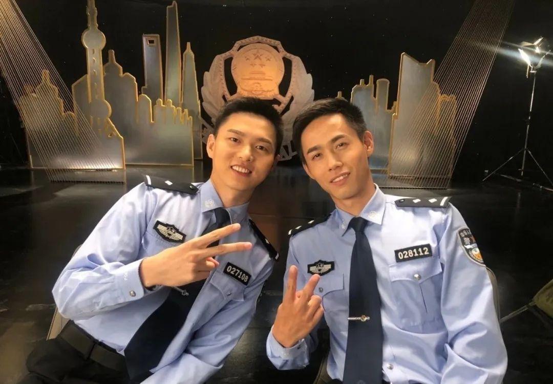 从医生到特警有颜又有才基层f4迷倒9亿少女