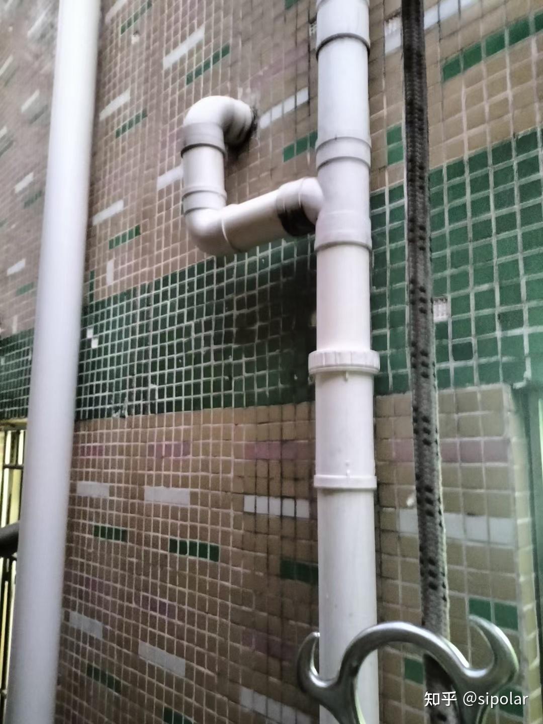 高空作业维修外墙水管