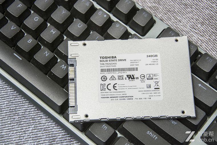 低功耗高性能64层3dnand东芝tr200固态硬盘体验