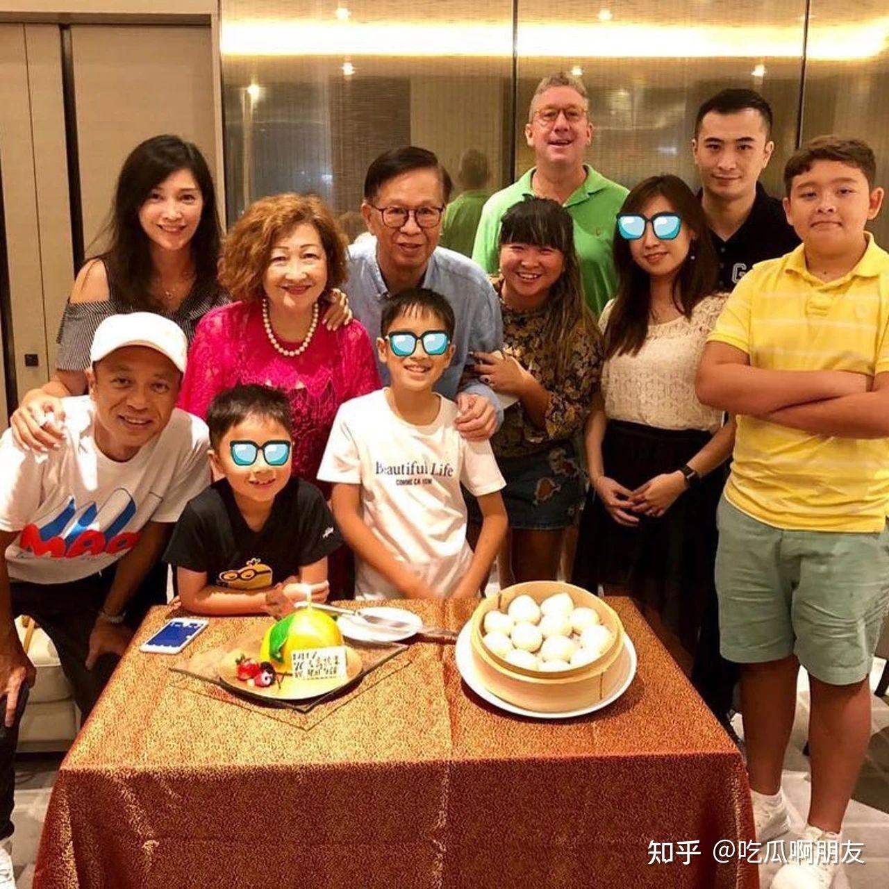 1992年香港小姐冠军─ 卢淑仪