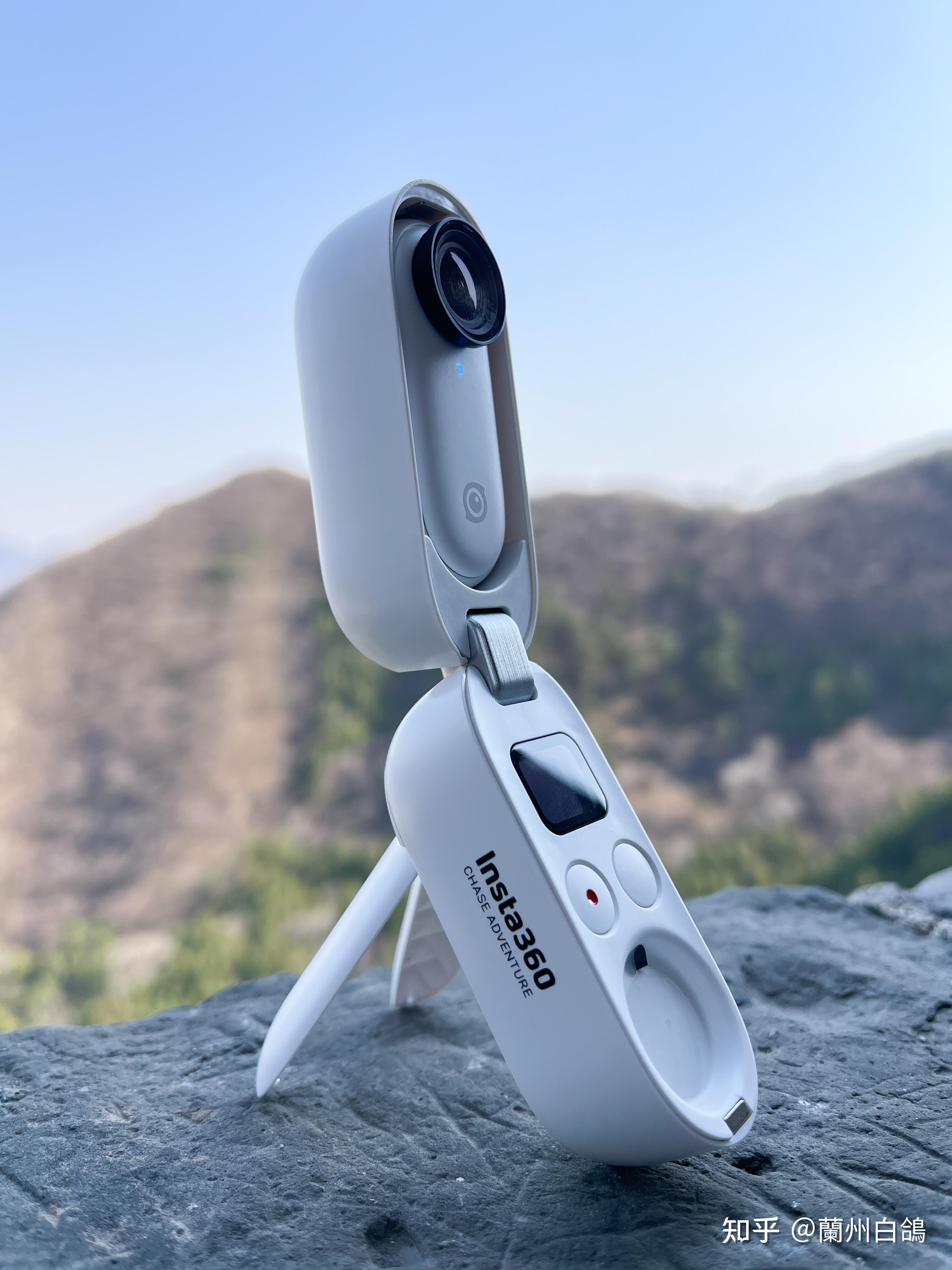 insta360go2上手谁能拒绝一个头顶长摄像头的男人呢