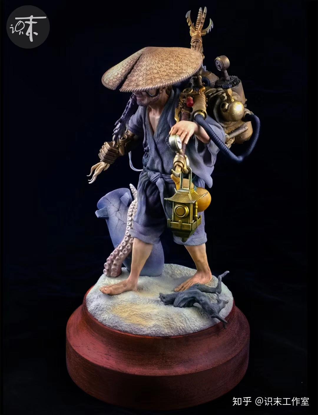 《东方老渔》这款作品是识末工作室"架空世界"系列首个手办,以透露着