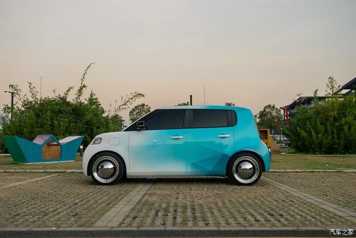 即便是从简单的贴膜开始,你都能收获一辆完全"不撞款"的欧拉白猫.