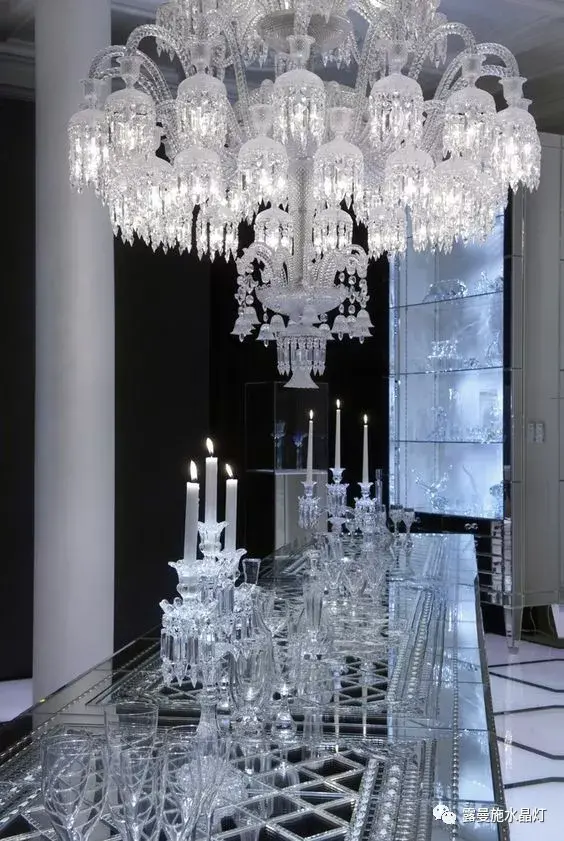当巴卡拉水晶宫遇见鬼才设计师