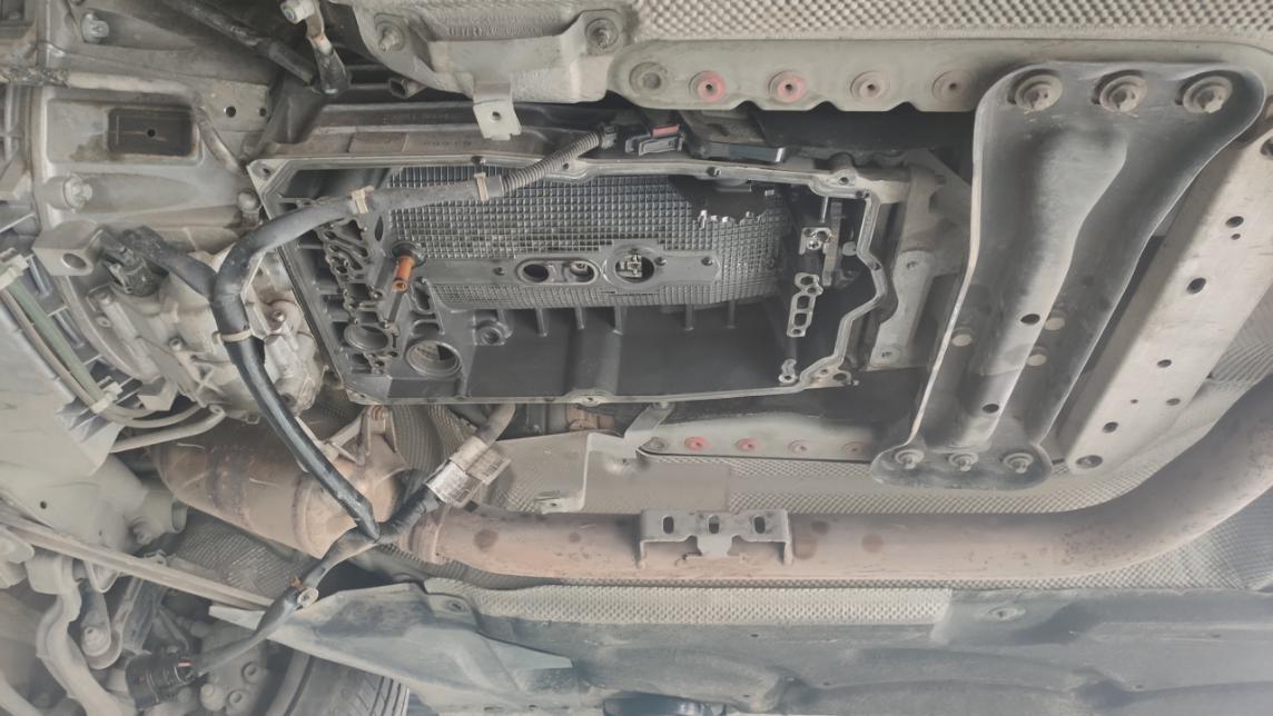 奔驰变速箱维修大概要多少钱,奔驰722.9电脑维修案例 - 知乎