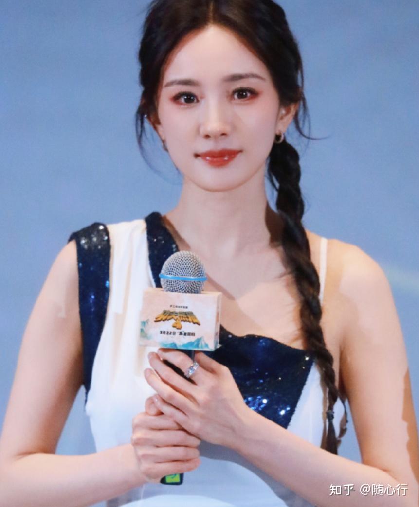 杨幂高定首穿,惊艳功夫熊猫4首映礼! - 知乎