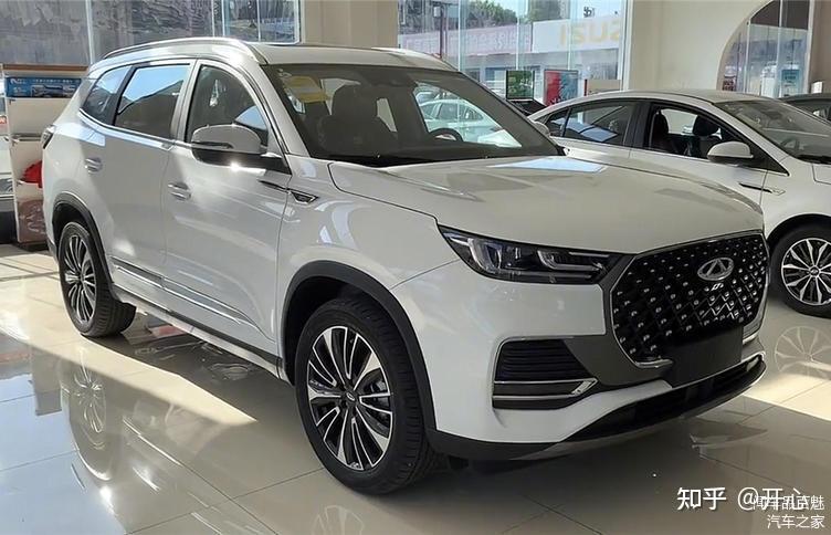 新款奇瑞瑞虎8plus到店前脸更显大气配雷蛇挡把鲲鹏20t