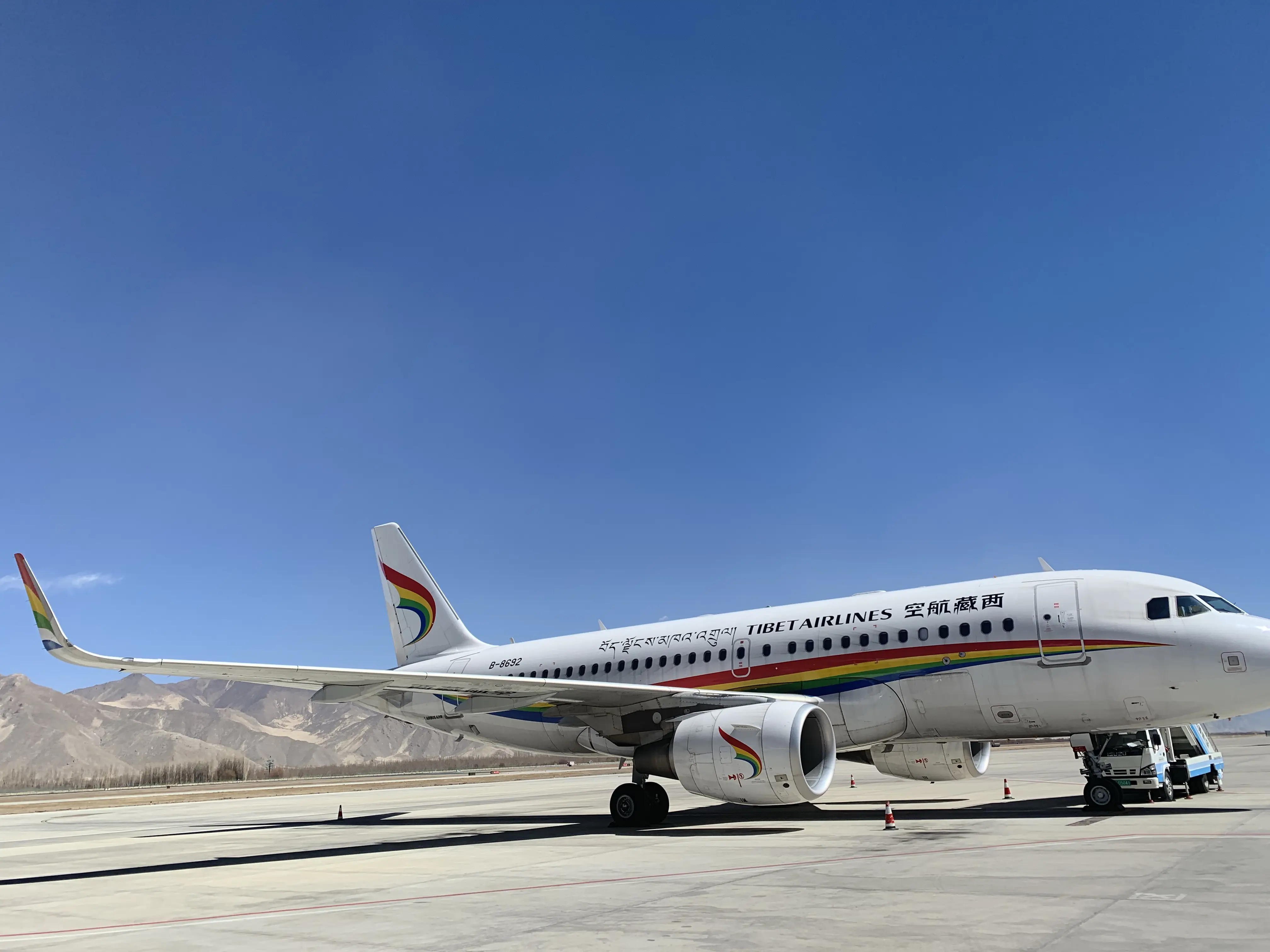 西藏旅游全攻略第一次来西藏旅游怎么玩儿一看就懂必玩景点有哪些多少