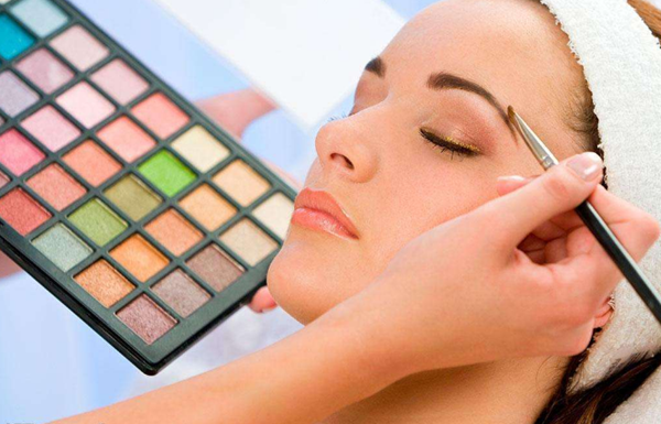 化妆师请注意整套眼影画法你掌握没有