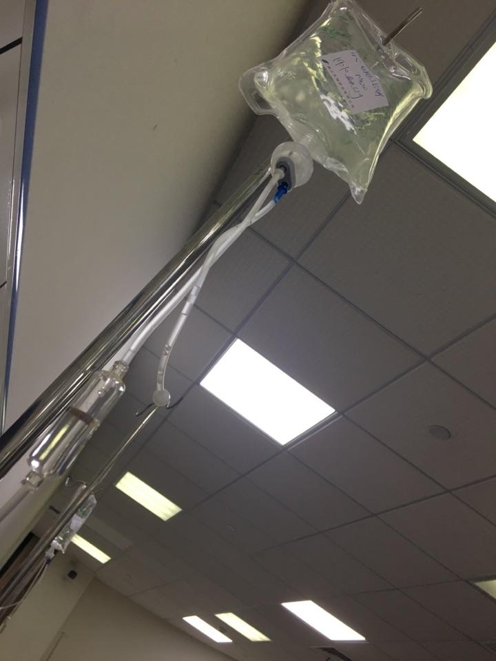 医院医生说我的急性化脓性扁桃炎上药引起的发