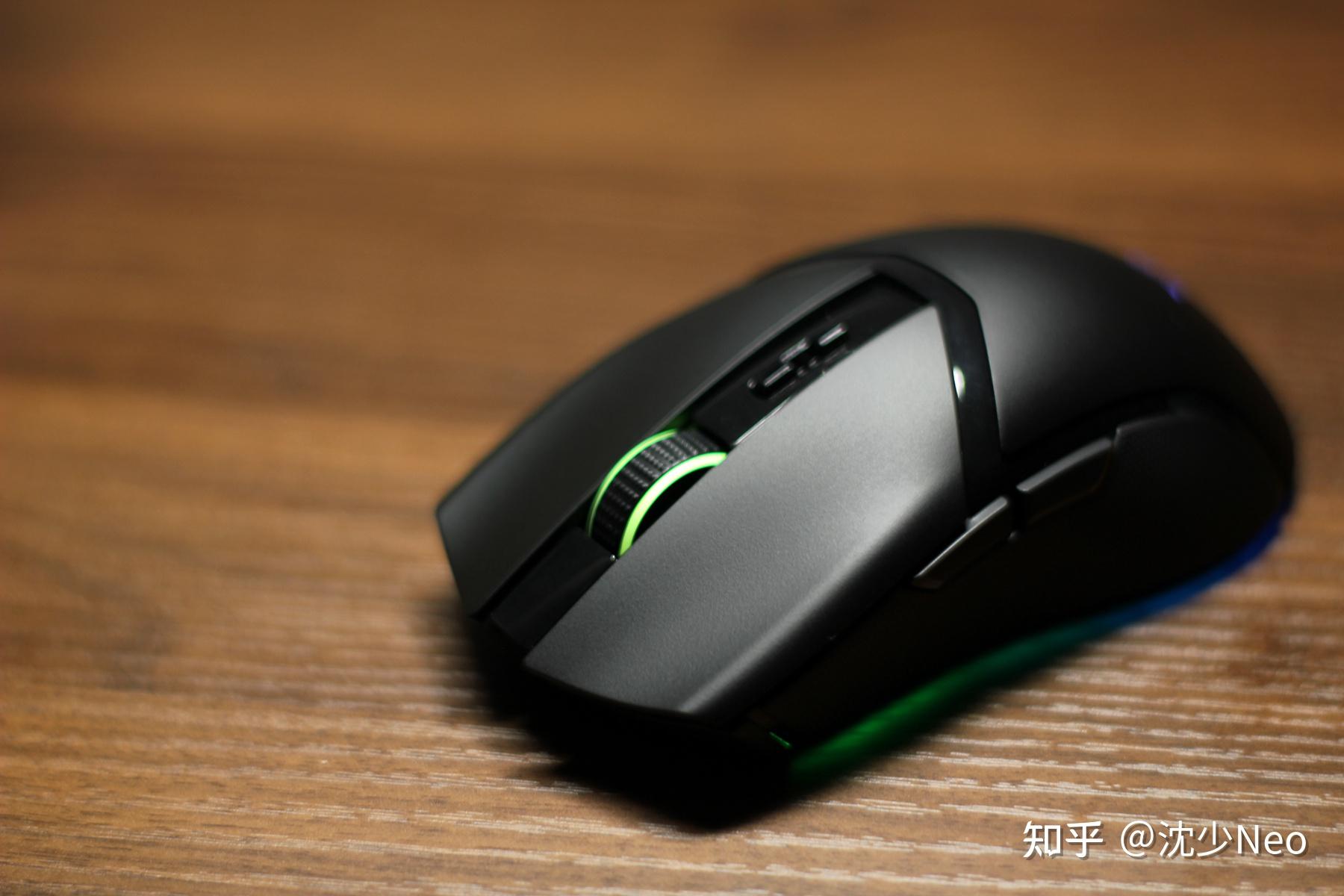 小巧而全能灯效还亮眼雷蛇眼镜蛇专业版cobrapro鼠标首发评测