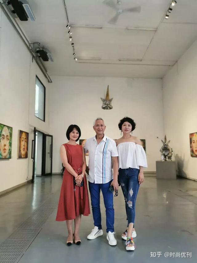 铸造开幕现场时代呈呈昕个展