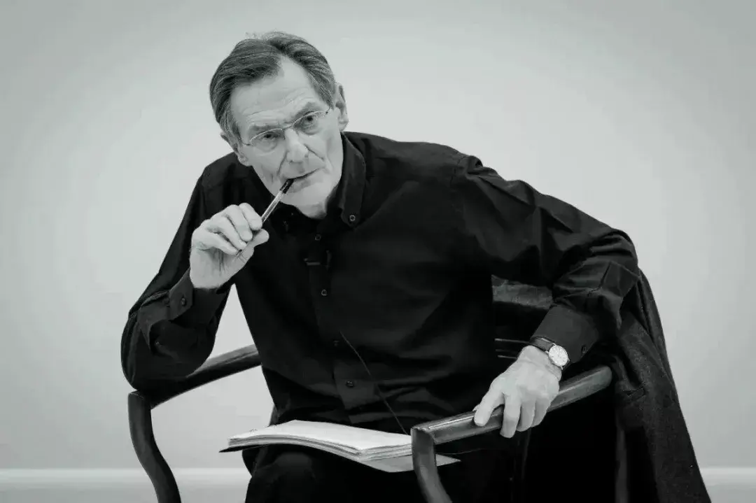 "你是学心理学的?能给我分析一下吗?""滚!