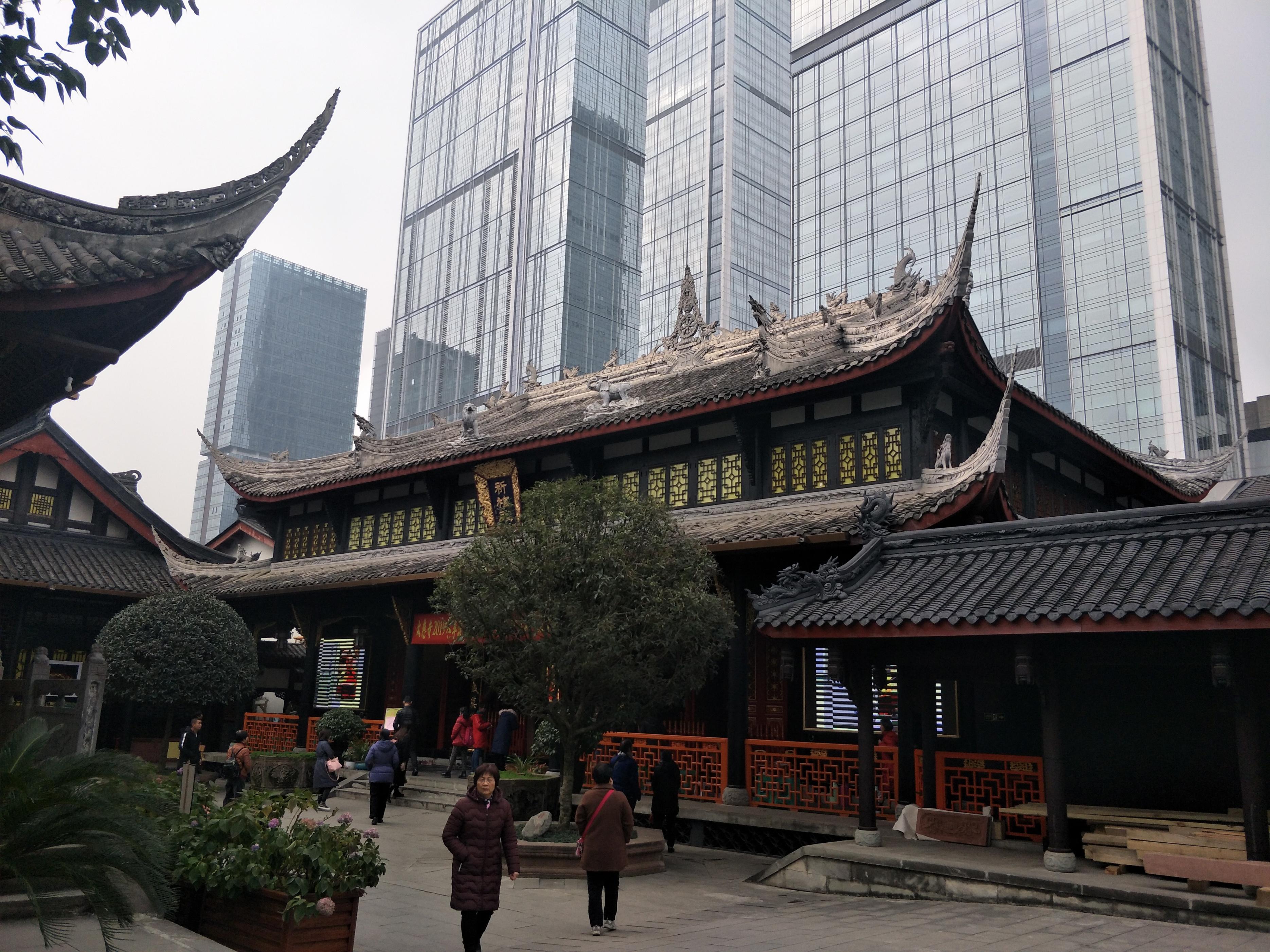 锦江印象:这里有最繁华的街道,乡村振兴旅游景区,寺院存于闹市