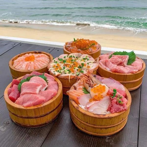日本冬季必炫的海鲜丼饭，满满的海味，吃到你过瘾~ - 知乎