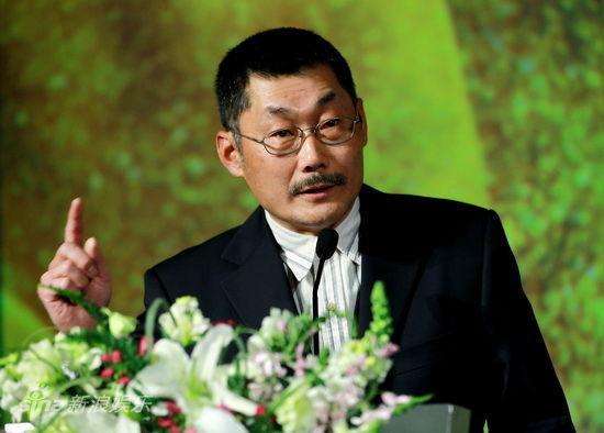 我们采访了法医秦明的编剧他表示很撕裂