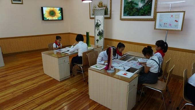 北朝鲜的四天三夜:穿越时间的地平线,告别异乡的“陌路人”