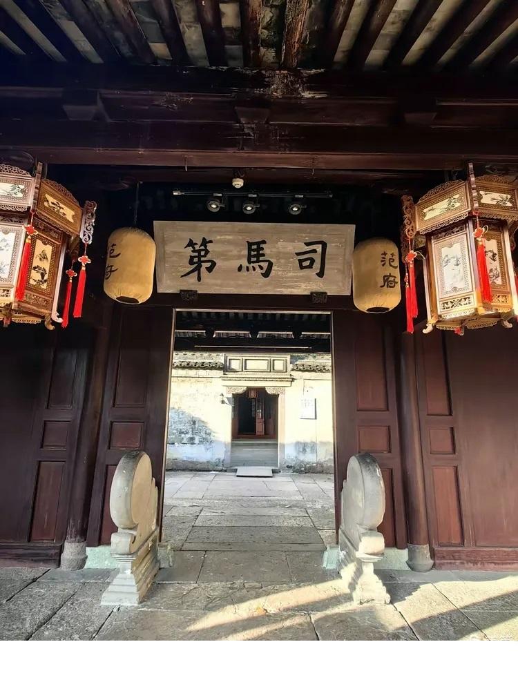 6双　屏風　金箔　中国　朝廷 日式和风中的\u201c匠心\u201d与\u201c游玩心\u201d_搜狐网