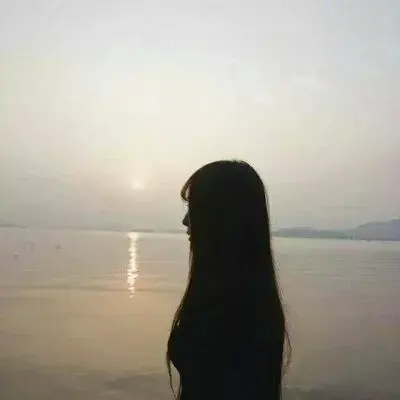 一些超级特别又好看的情侣头像,共190张-最好看的情侣头像动漫一人一半