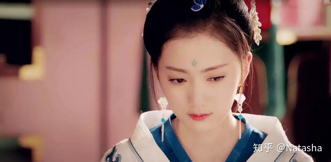 之后成为李承鄞的良娣,与曲小枫同天嫁入东宫)的番外中,她一个养在