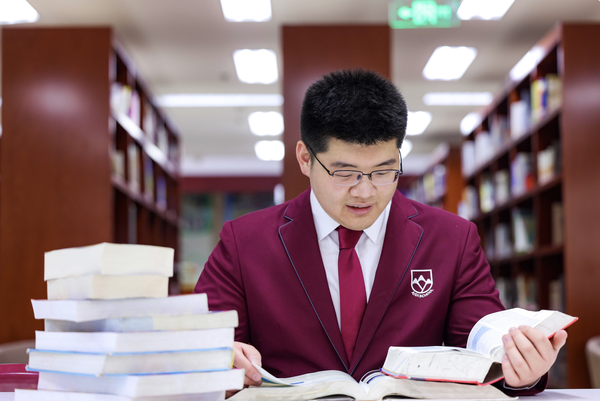 未来的路 只要你愿意走 青山也会为你让步 知乎