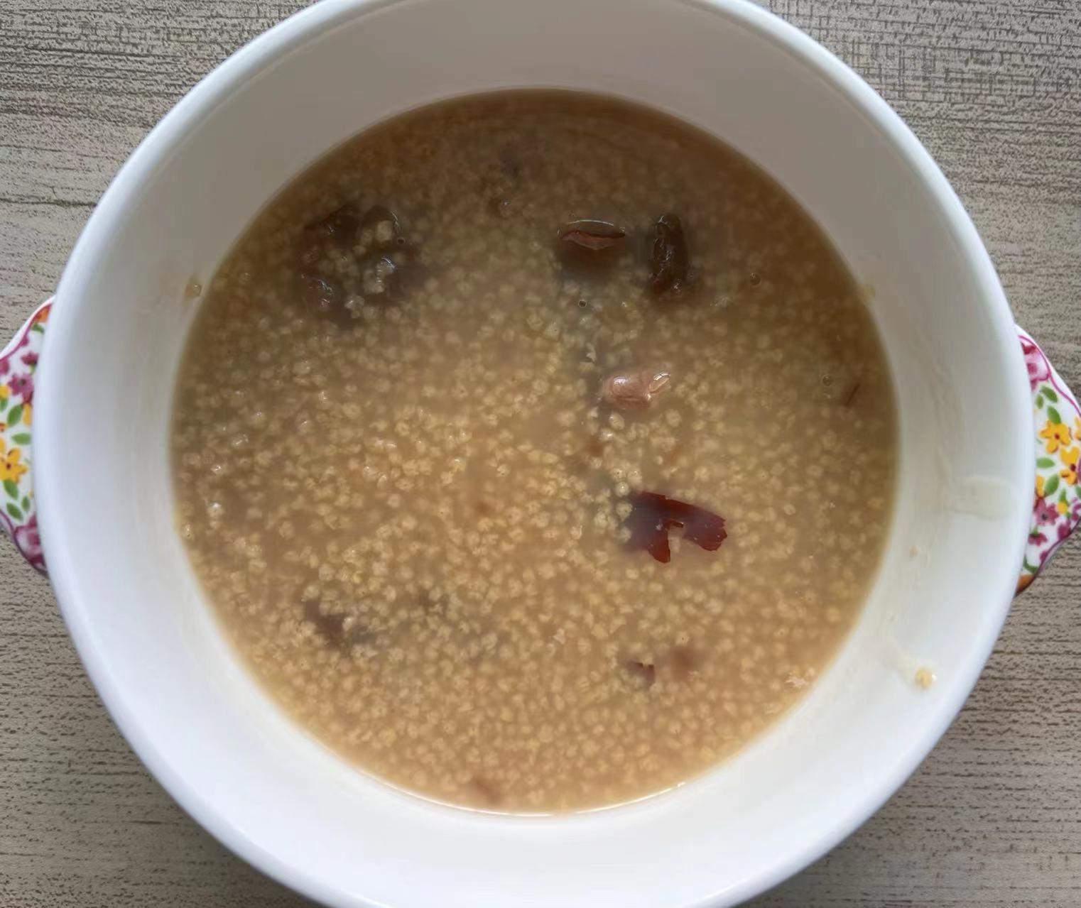 七,红枣核桃小米粥烹饪