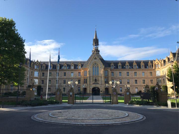 卢森堡是全球最安全的国家,移民后安全有保障多家欧洲机构的总部所在