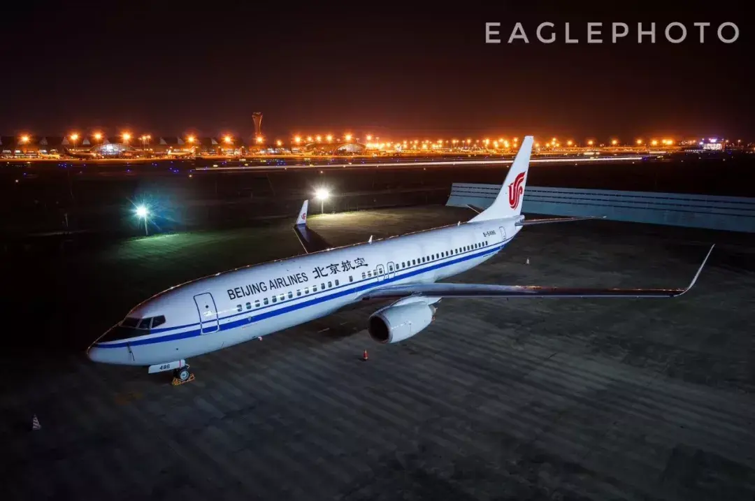 此架737注册号b-5486,机龄8年,原属于中国国航.