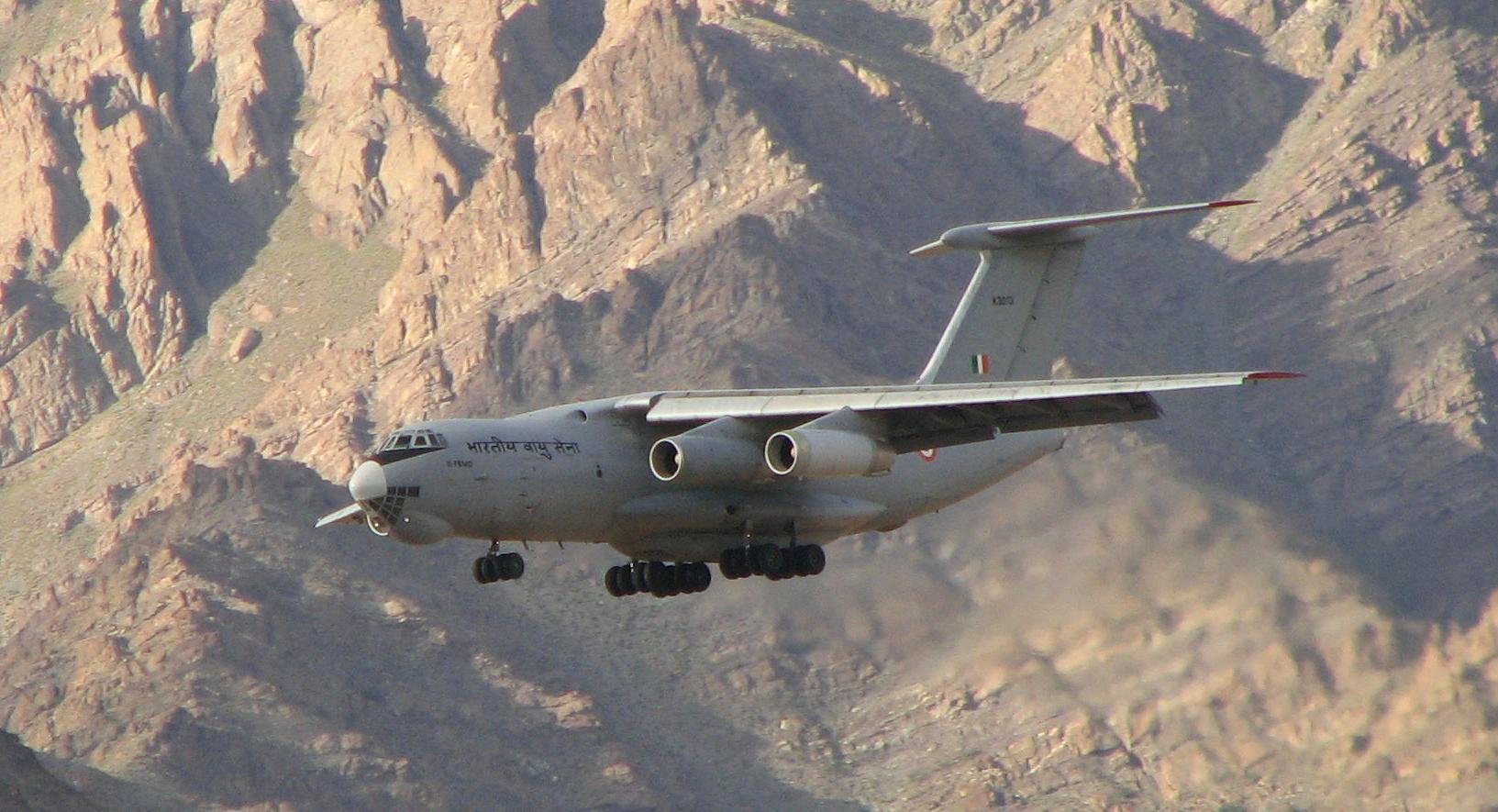伊尔-76 / Ilyushin Il-76（第二部分） - 辽观搬运的中英文维基百科词条 - 知乎
