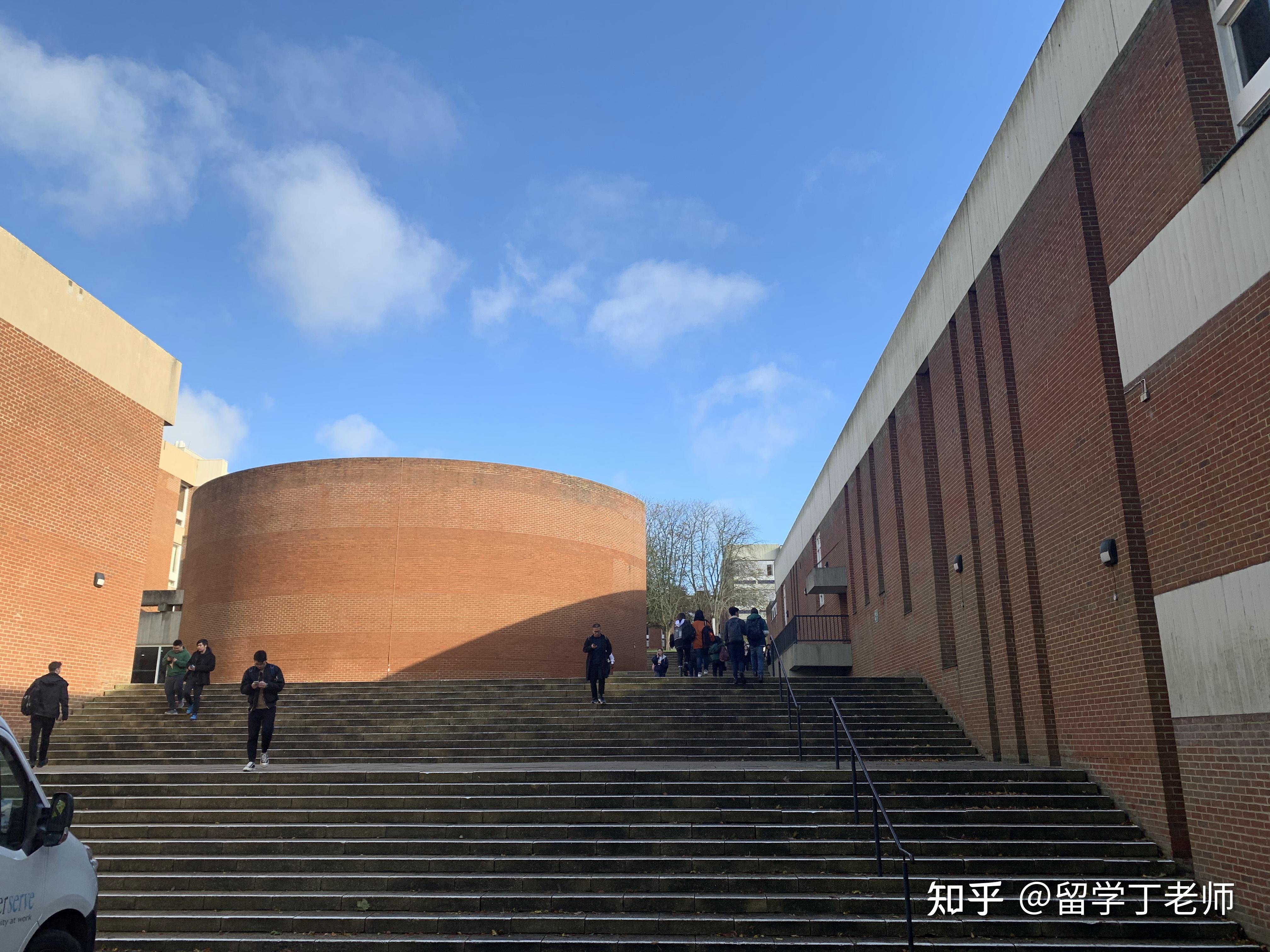 丁老师访名校看世界——英国萨塞克斯大学