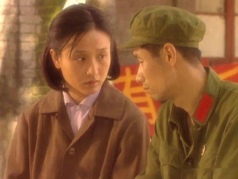 《无悔追踪》演员现状悬殊,两人先后离世,小配角成一线大咖 - 知乎