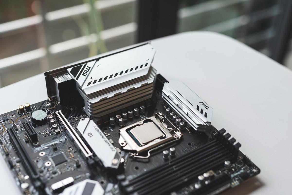 白色系主机的另外一种搭配联力o11mini装机作业分享