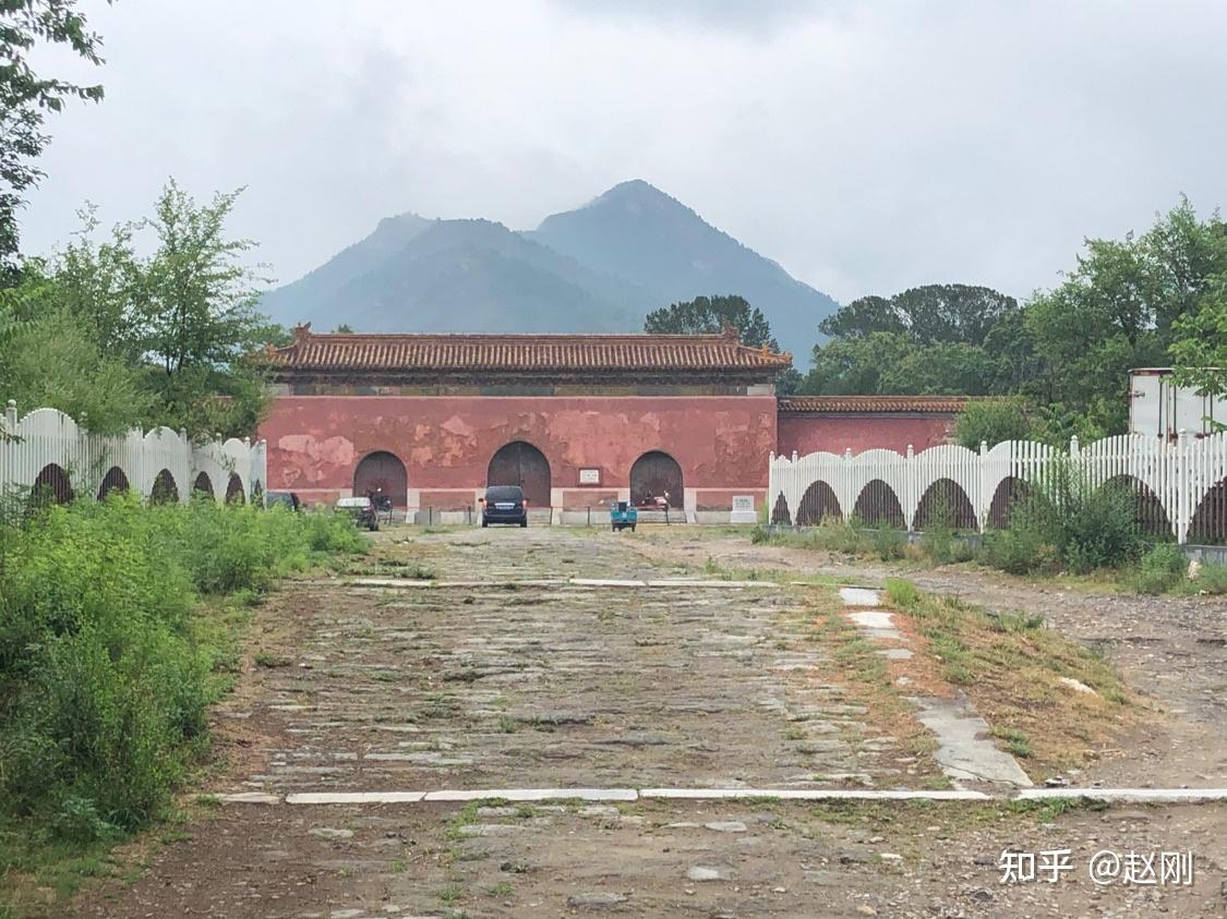 留學海歸老爸給女兒巧講明史大明王朝1566和十三陵是好教材